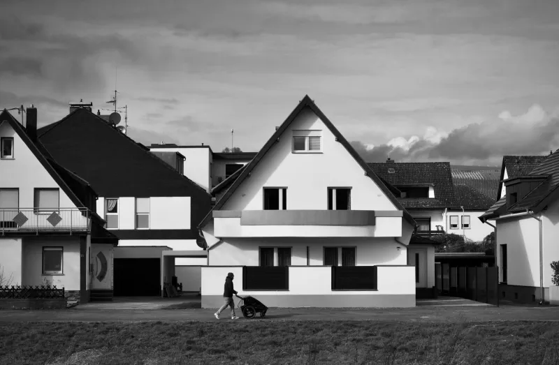 Sidewalks, Streetlights, and Sightlines: What Street Design Tells You Before You Ever Step Inside a Home